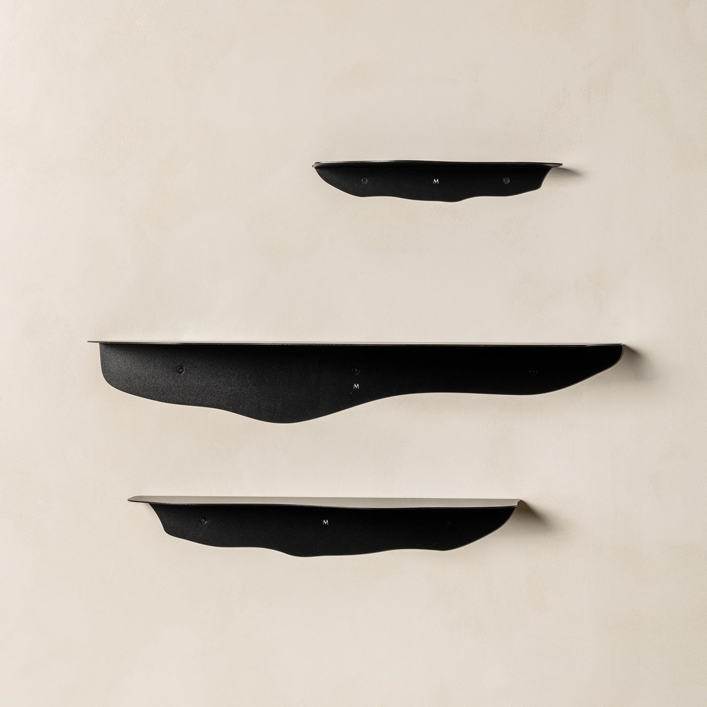 FOLD Wavy Shelf 750
